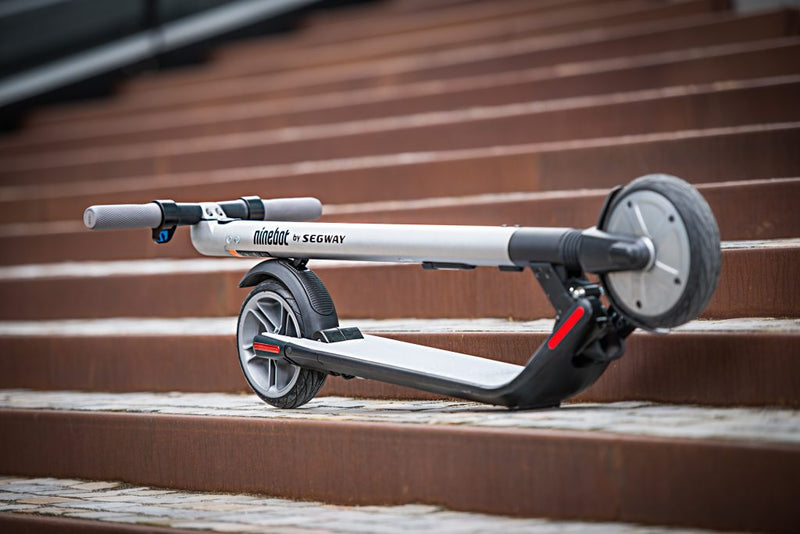 เรื่องน่ารู้เกี่ยวกับ สกู๊ตเตอร์ไฟฟ้า Ninebot by Segway ES2