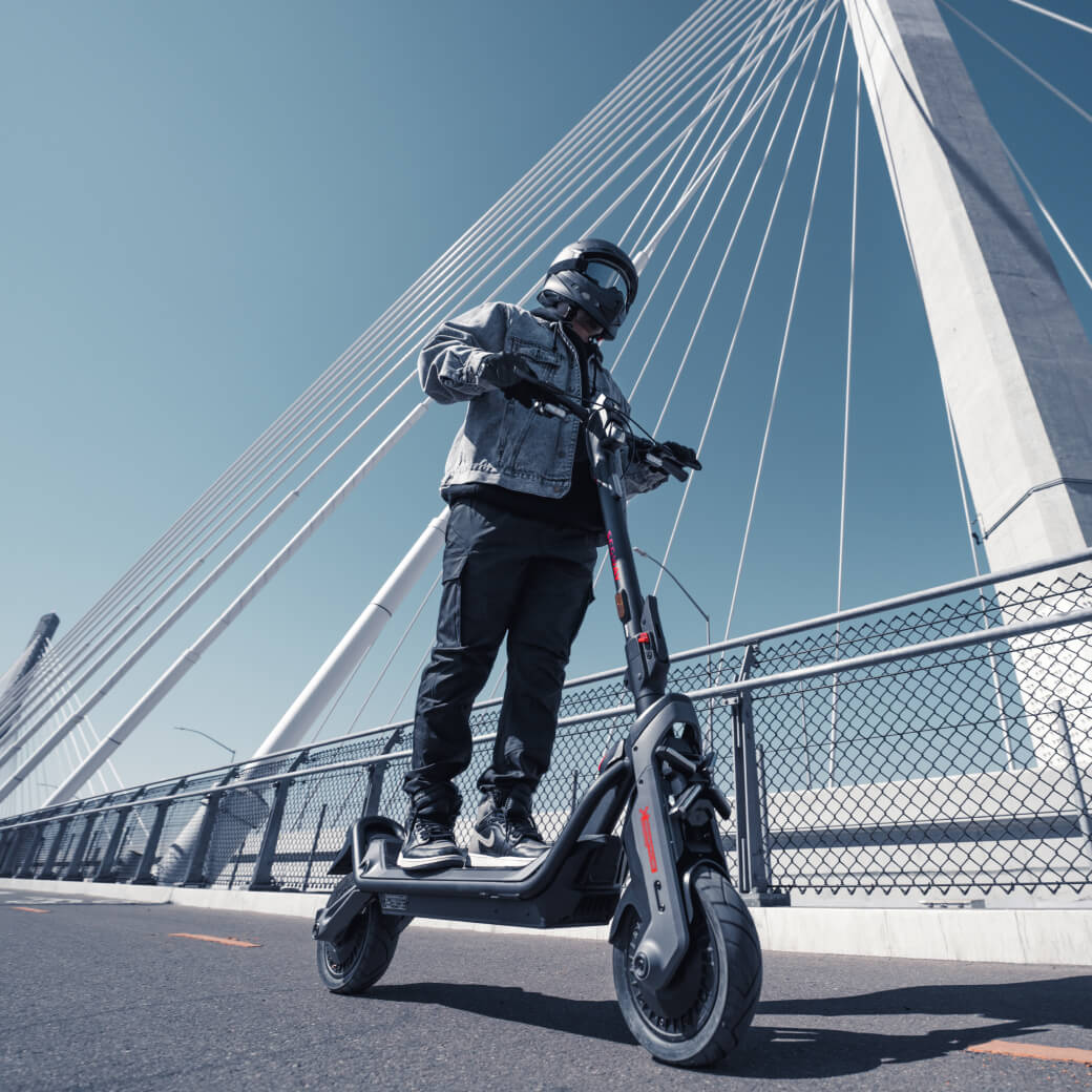 Segway SuperScooter GT3 อุปกรณ์เสริมสกู๊ตเตอร์และจักรยานไฟฟ้า